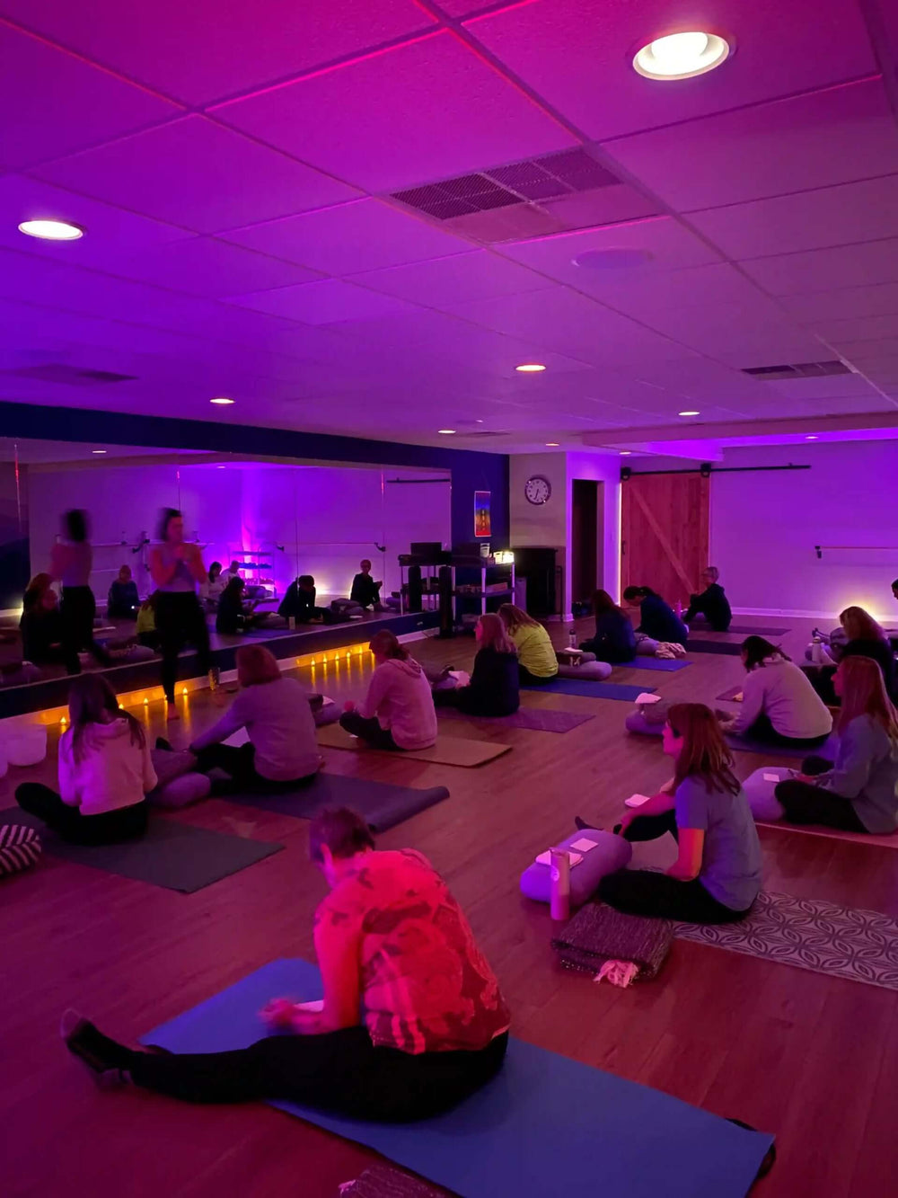 Full Moon Deep House Yoga – The Christmas Edition December 5